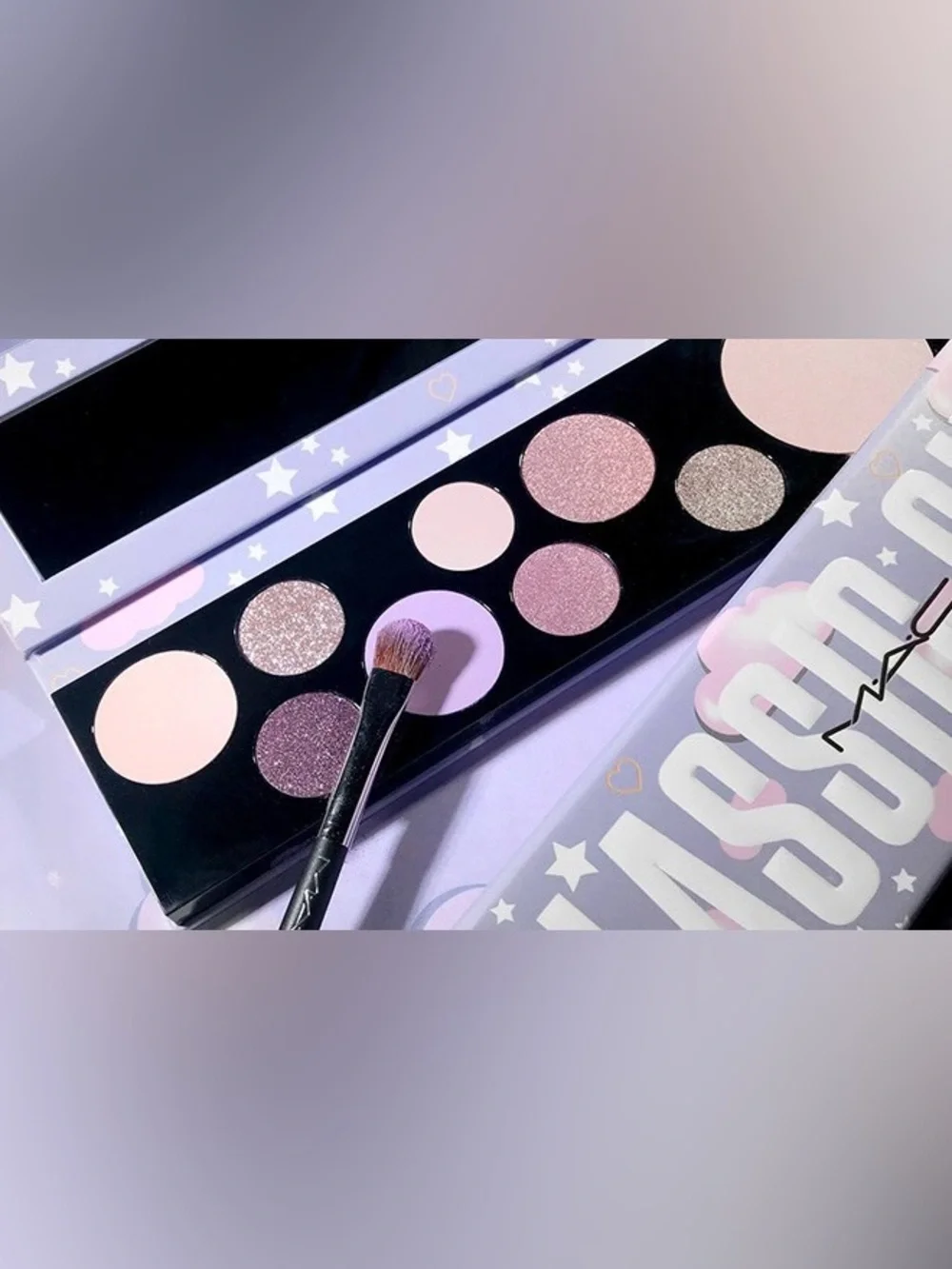 NIB MAC Cosmetics Classic Cutie Eyeshadow Palette